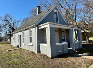 2700 W Marquette St, Peoria, IL 61605