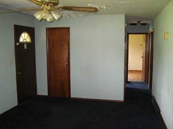 4th image of 139 Roan Ave