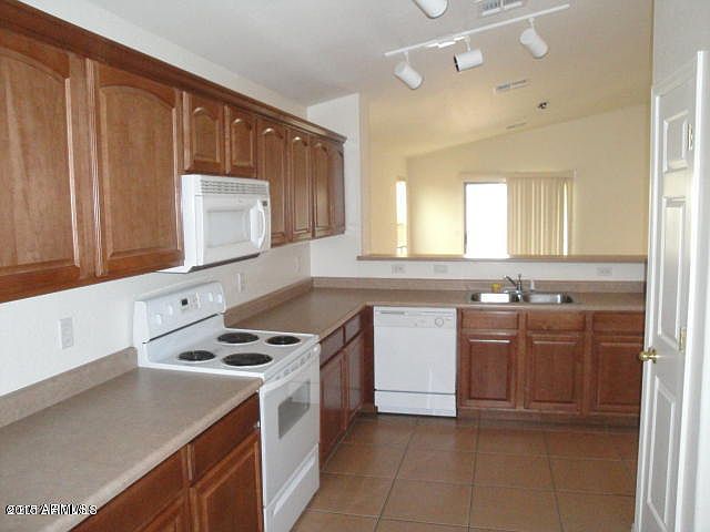 2nd image of 25833 W Miami St