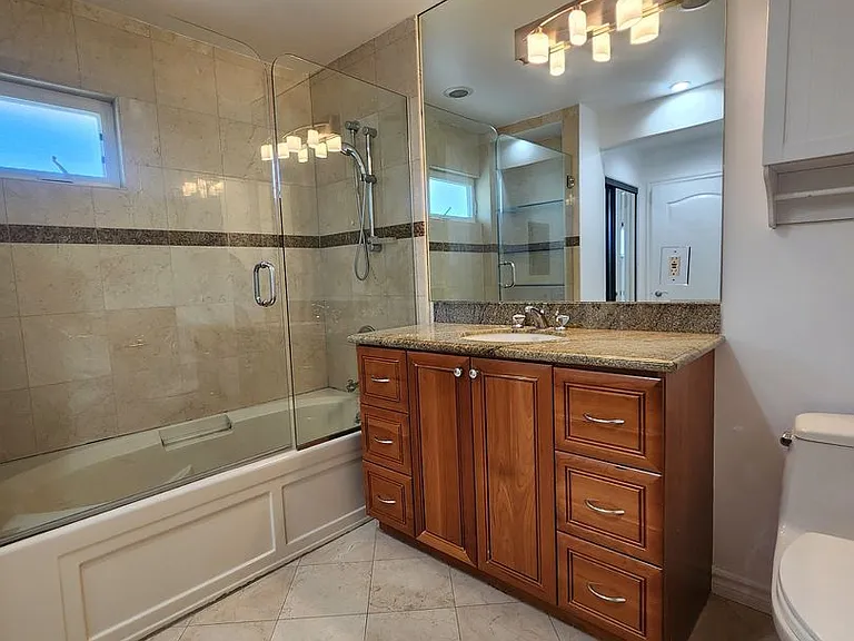 17118 Oak View Dr — Photo 19