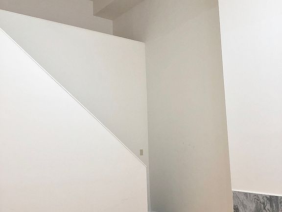 5th image of 3257 N Sheffield Ave APT 203