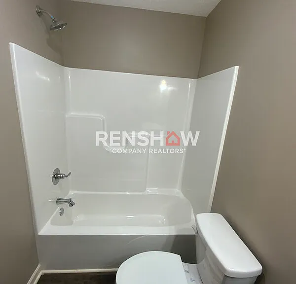 133 Hawthorne Ave — Photo 16