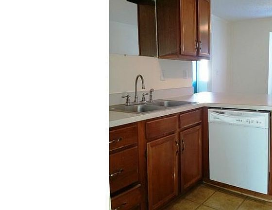 4th image of 3407 Waltham Cir