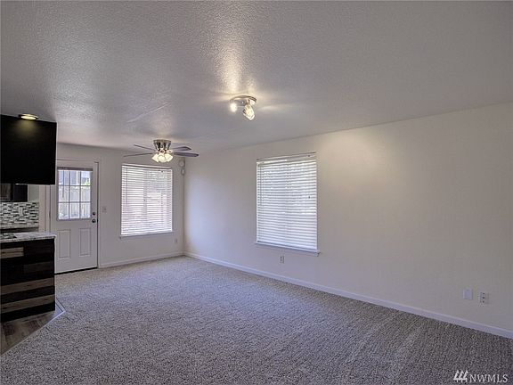 5th image of 2104 147th Street Ct E