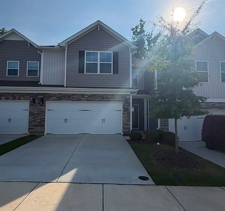 2221 Cherry Top Dr