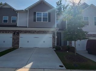 2221 Cherry Top Dr, Fuquay Varina, NC 27526