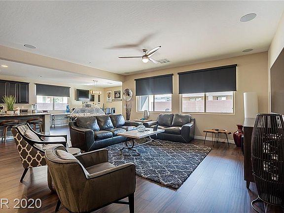 4th image of 6457 Mission Crest Ave