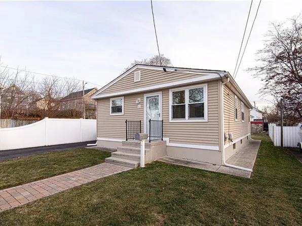 6 Alden St, Providence, RI 02909