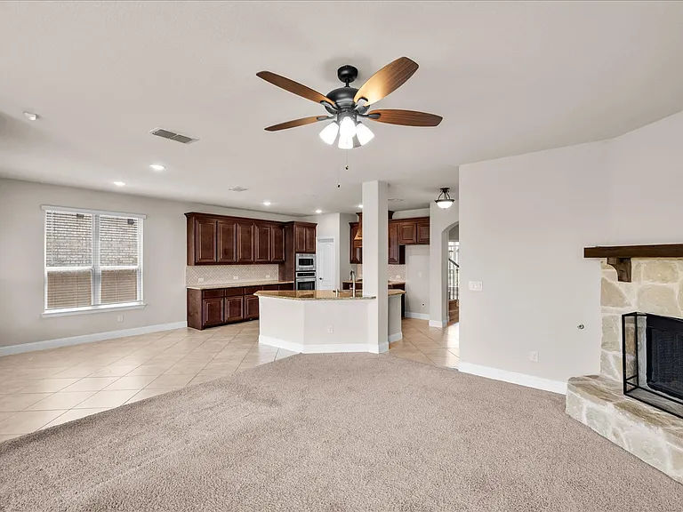 350 Red Cedar Dr — Photo 8