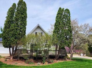 20057 248th St, Manchester, IA 52057