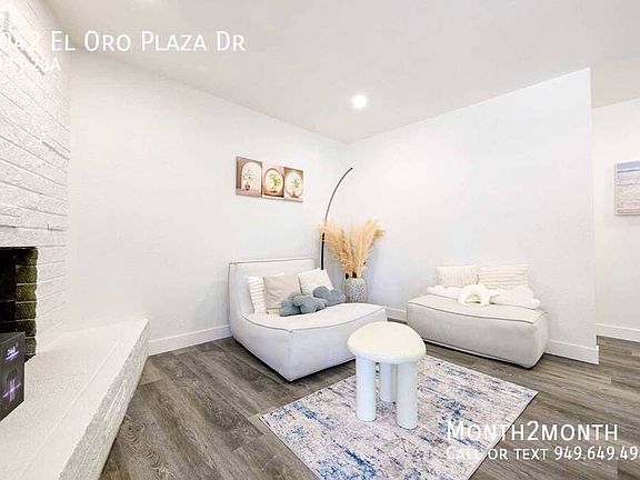 4th image of 9042 El Oro Plaza Dr