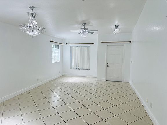 5th image of 2106 Little Torch St