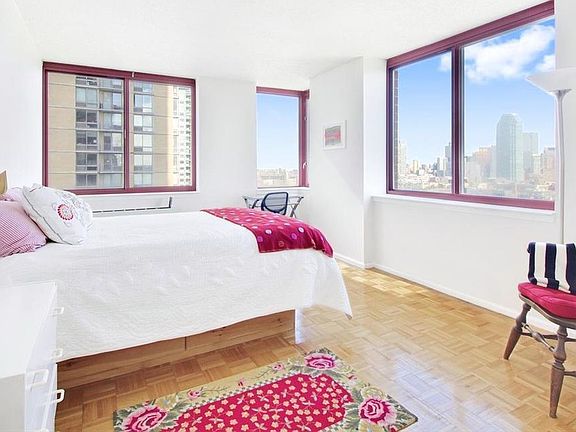 4th image of 474 48th Ave APT 20G
