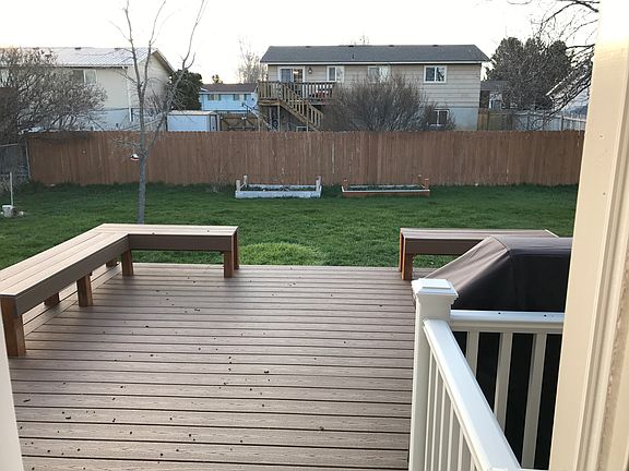 3rd image of 829 Calliope Ln