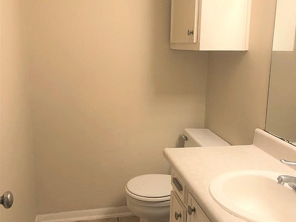 5th image of 13573 Castilian Dr #1