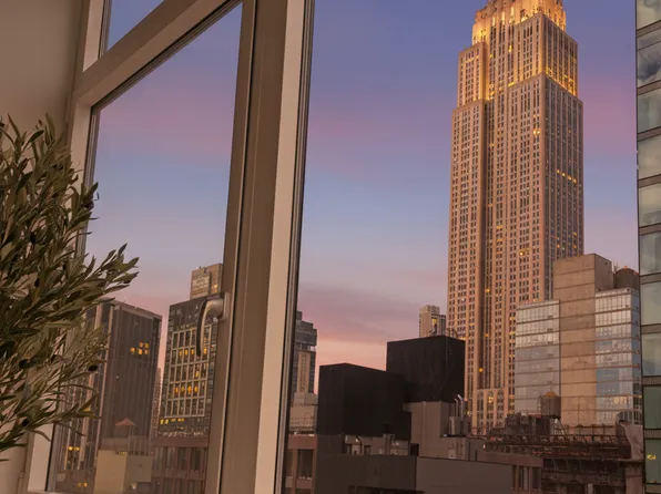 11 East 29th Street image 2 of 16