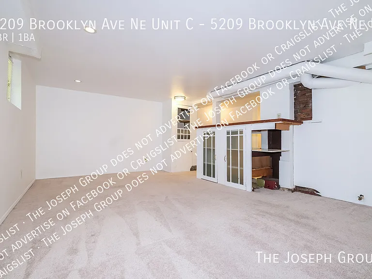 5209 Brooklyn Ave NE #C — Photo 3