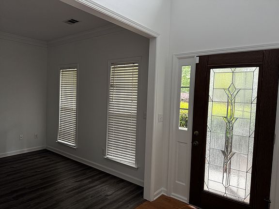 4th image of 1223 Crescentwood Ln