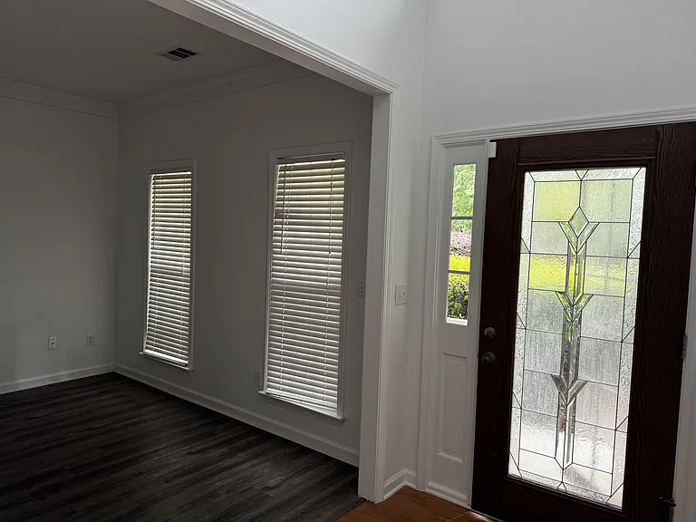 1223 Crescentwood Ln — Photo 4