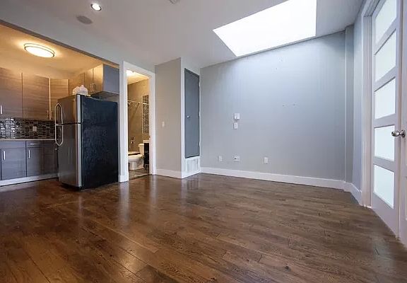 3rd image of 1145 Greene Ave #3BB