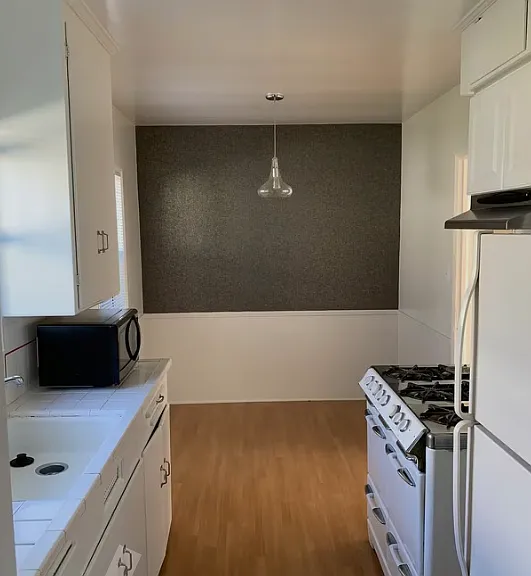 1044 Ocean Park Blvd #B — Photo 6