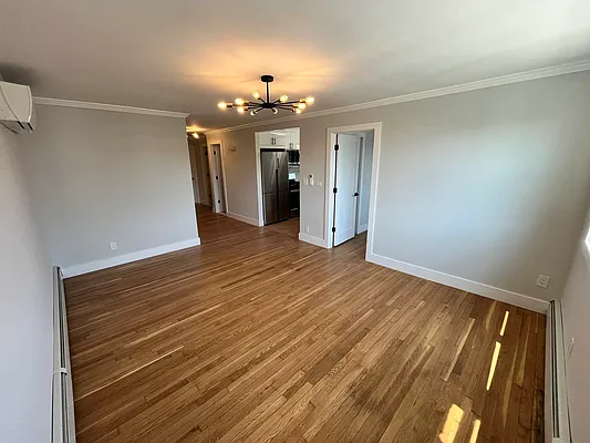 Rented by Hudson Exclusive Inc | media 34