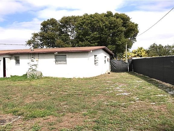 2nd image of 1616 NW 15th St