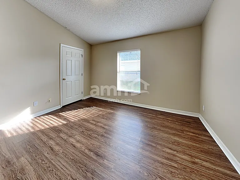 554 Sedgewood Cir — Photo 19