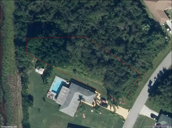 607 SW Millard Dr, Port Saint Lucie, FL 34953