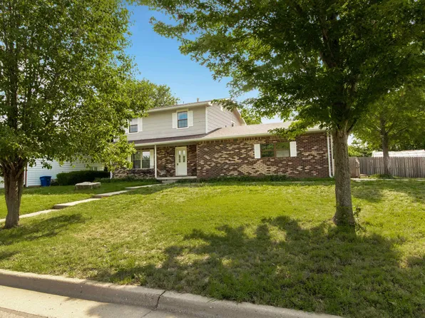 3400 Ridgecrest Rd, Augusta, KS 67010