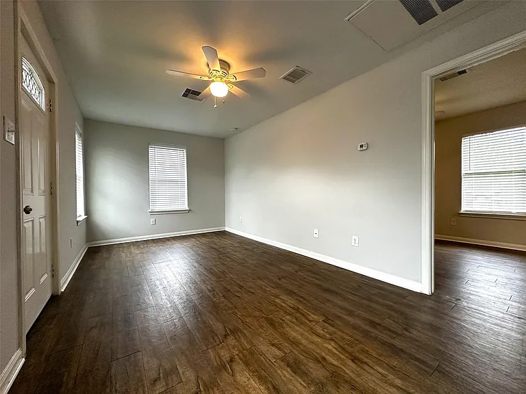 507 Houston St #7 — Photo 2