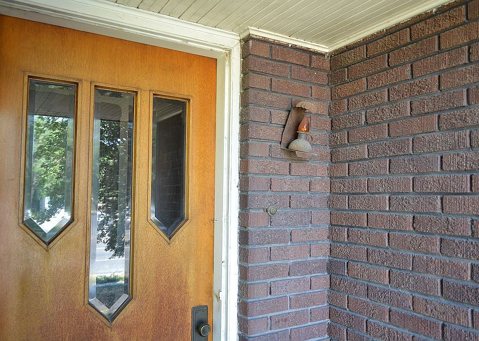 1st image of 8671 S State St
