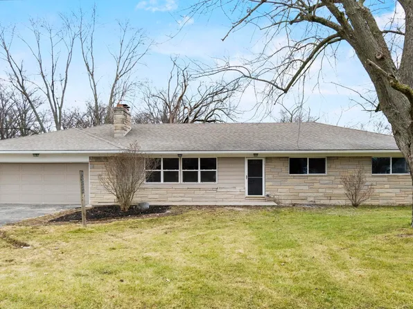 4222 Buesching Dr, Fort Wayne, IN 46815