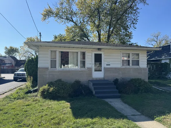 204 E Main St, Lowell, IN 46356