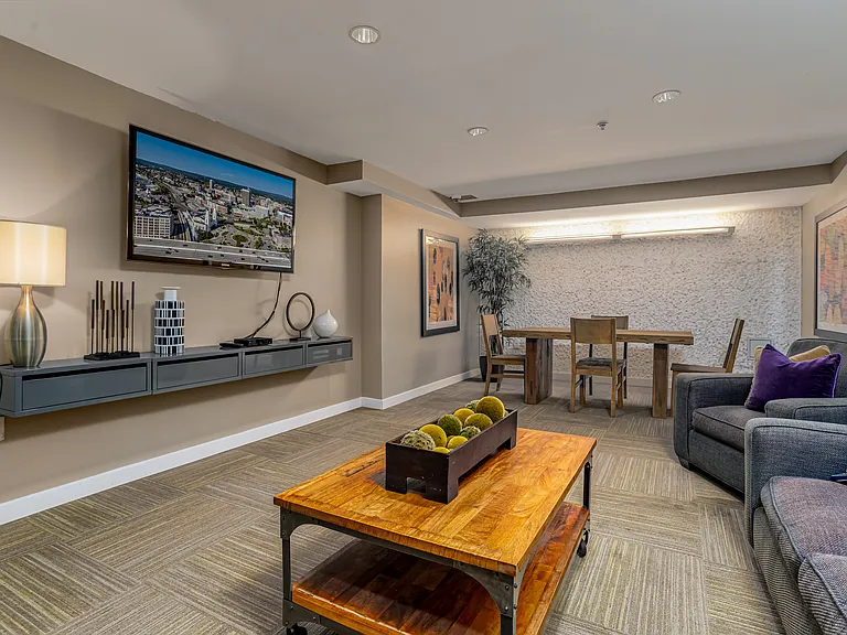 48 Water St #405 — Photo 13