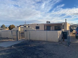 5620 Sand Hill Ave SW, Albuquerque, NM 87121