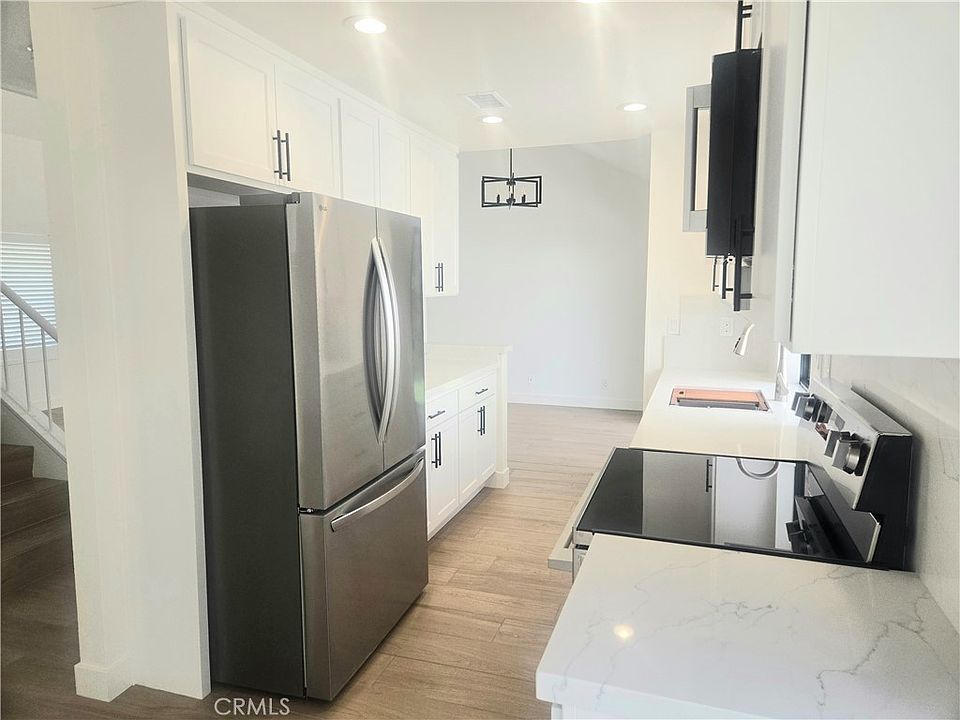 2nd image of 40 Winterhaven