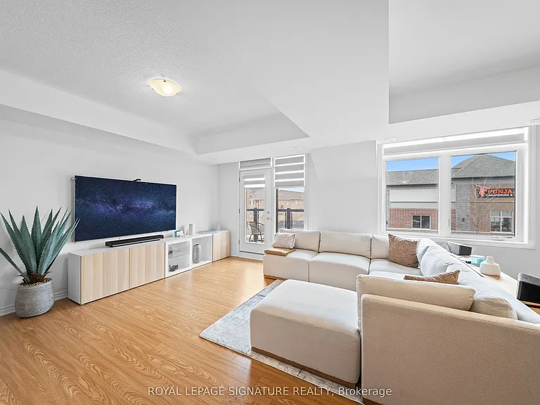 429 Dougall Ave — Photo 11