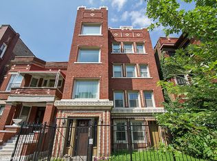 6018 S Saint Lawrence Ave #301, Chicago, IL 60637