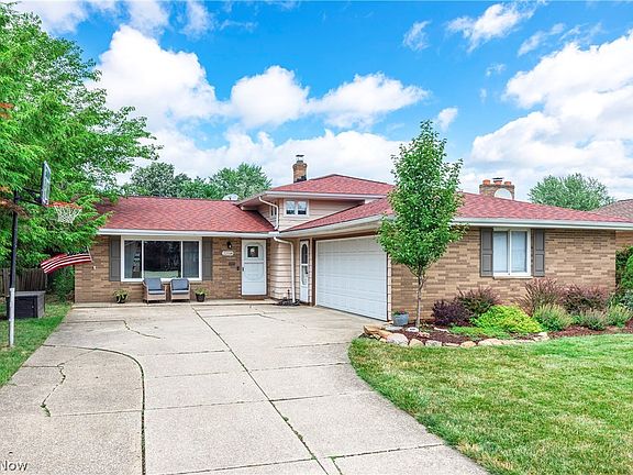 2nd image of 22338 Marleen Dr