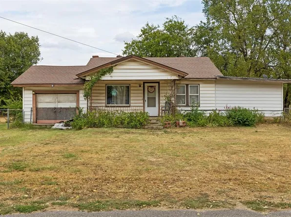 4000 Lawn Dr, Del City, OK 73115
