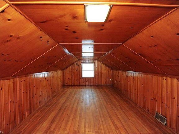 Cape Cod Room
