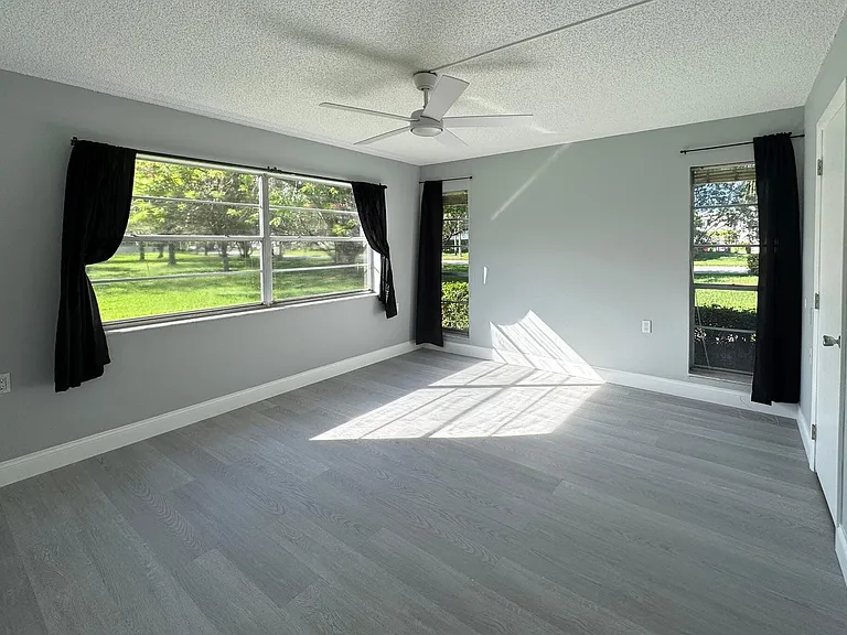 2604 Nassau Bnd #F1 — Photo 6