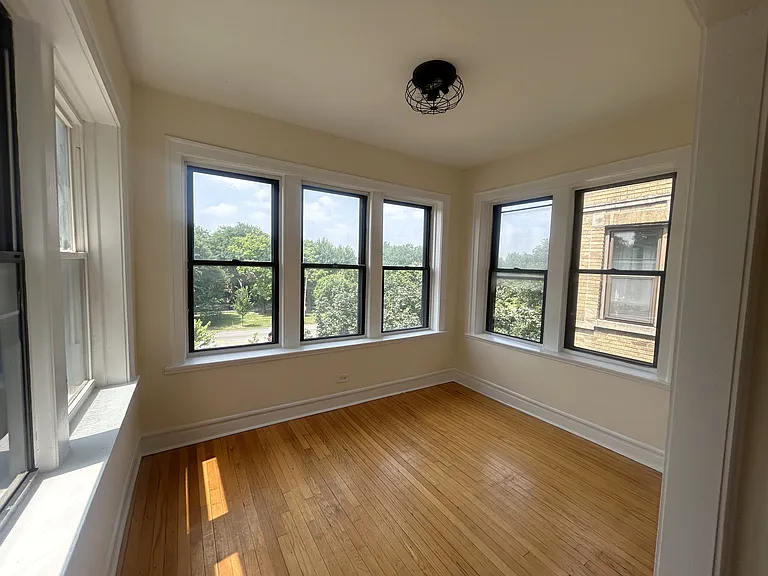 1713 N Humboldt Blvd #3 — Photo 2