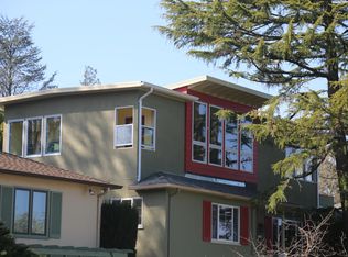 1118 Park Hills Rd #B, Berkeley, CA 94708