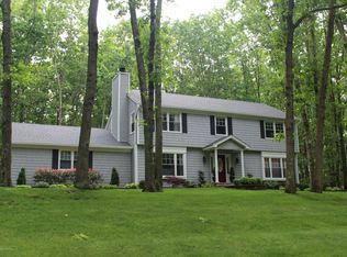 6 Blueberry Ln, Leonardo, NJ 07737