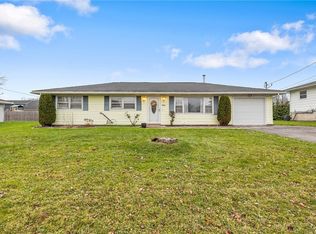 7872 Beaver Ln, Bridgeport, NY 13030