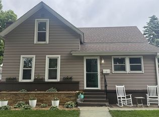 102 N 14th St, Norfolk, NE 68701