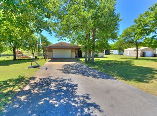3401 Sharon Ave, Harrah, OK 73045