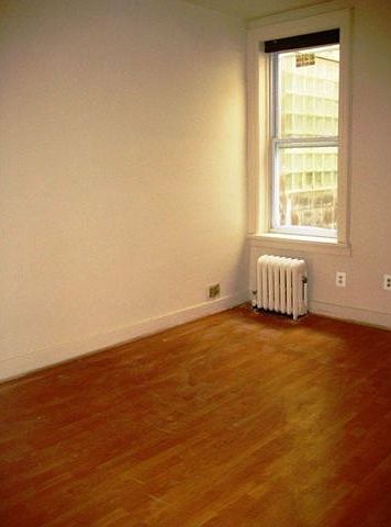 2nd image of 714 Avenue U